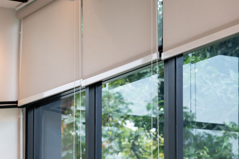 Blinds Hanging Service in Alpharetta, GA